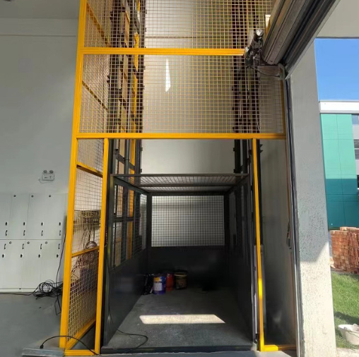 福建导轨式升降机助力物流园破解运输难题