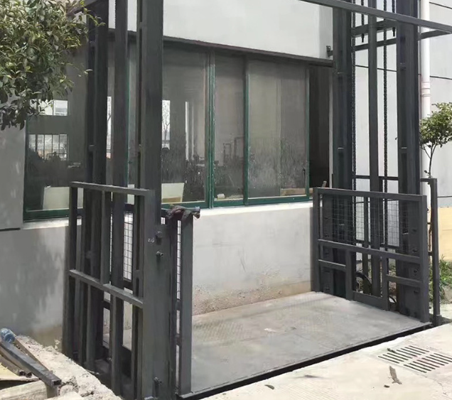 福建导轨式施工升降机助力民生工程提速增效